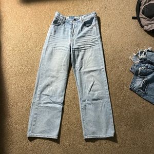 Levi’s Ribcage straight jeans